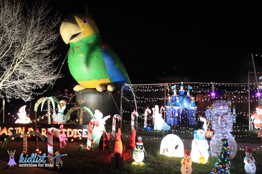 2020 Best Christmas Lights and Holiday Light Shows in Chicago's Suburbs