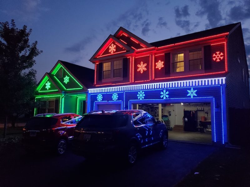 2020 Best Christmas Lights and Holiday Light Shows in Chicago's Suburbs