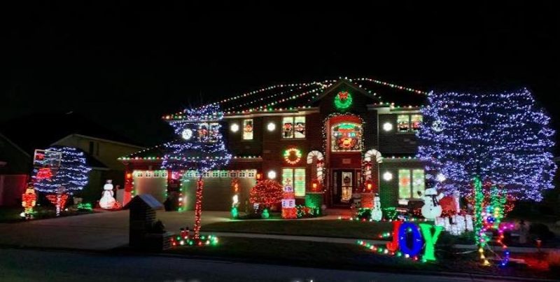 2020 Best Christmas Lights and Holiday Light Shows in Chicago #39 s Suburbs