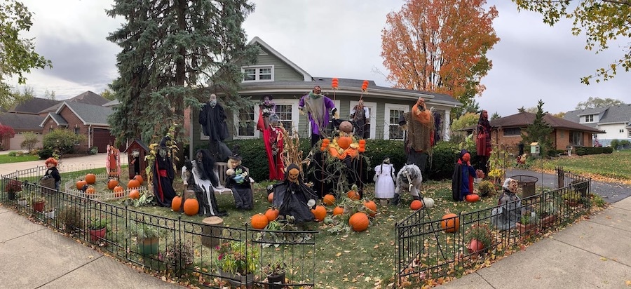 best decorated halloween houses near me        
        <figure class=