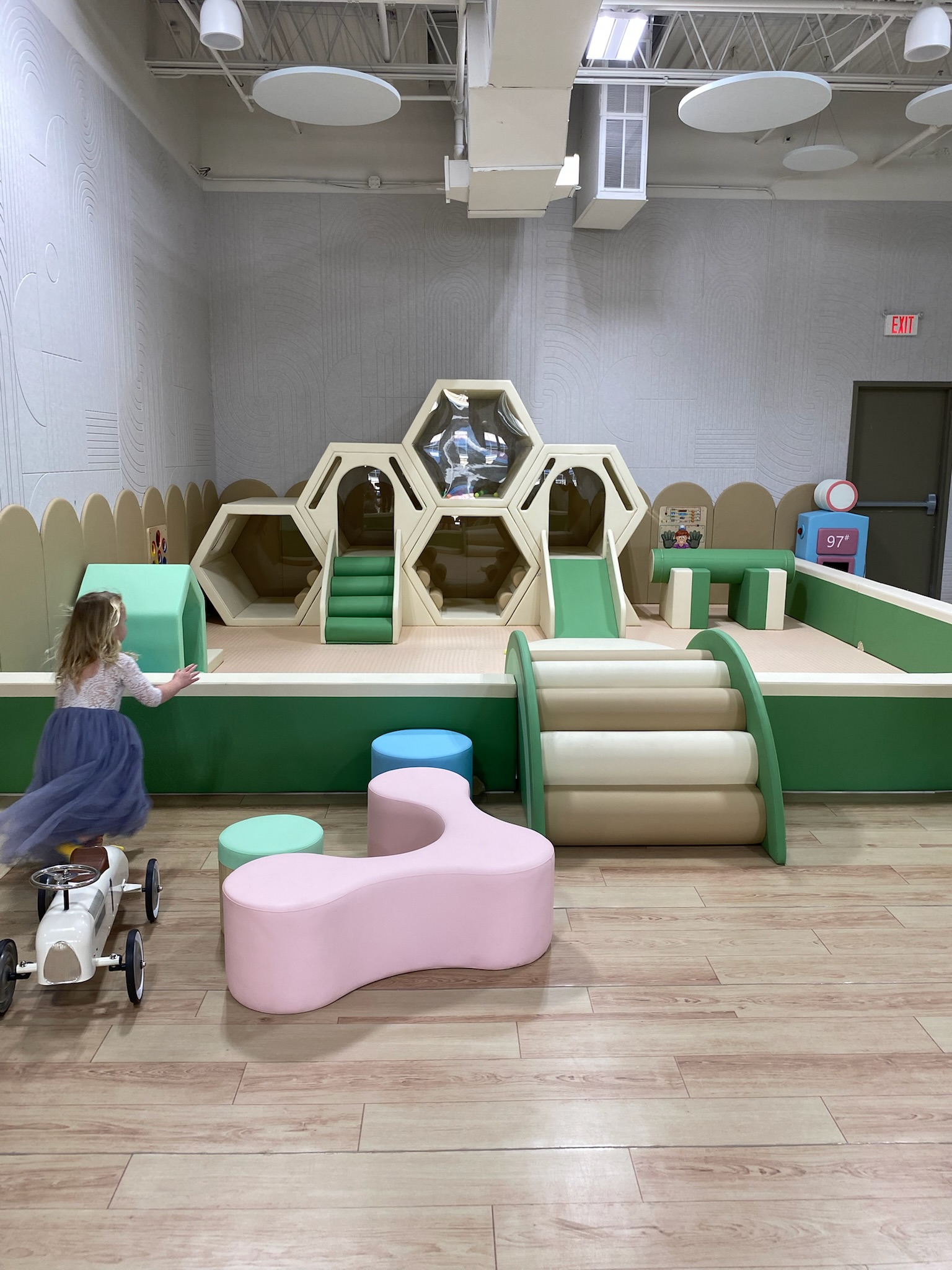 New! Playroom Cafe Social in Hoffman Estates