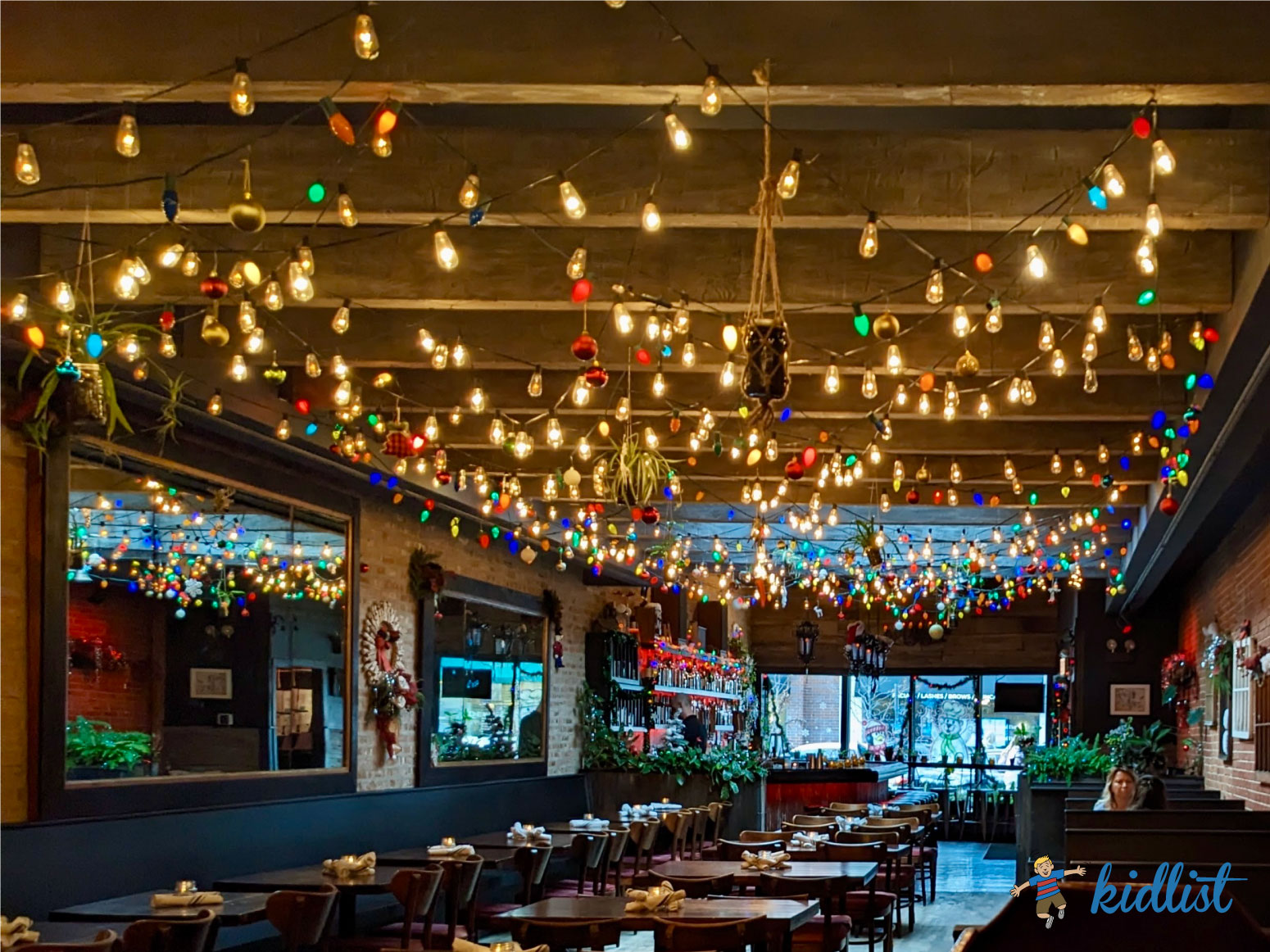 Chicagoland Christmas PopUp Bars and Restaurants with Incredible