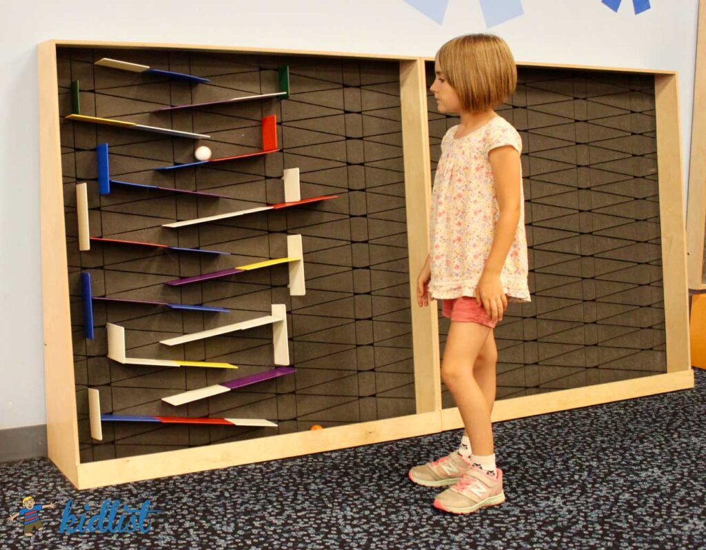 DIY: Large Light Up Pegboard For Your Kids Playroom  Peg board, Childrens  museum ideas, Childrens museum