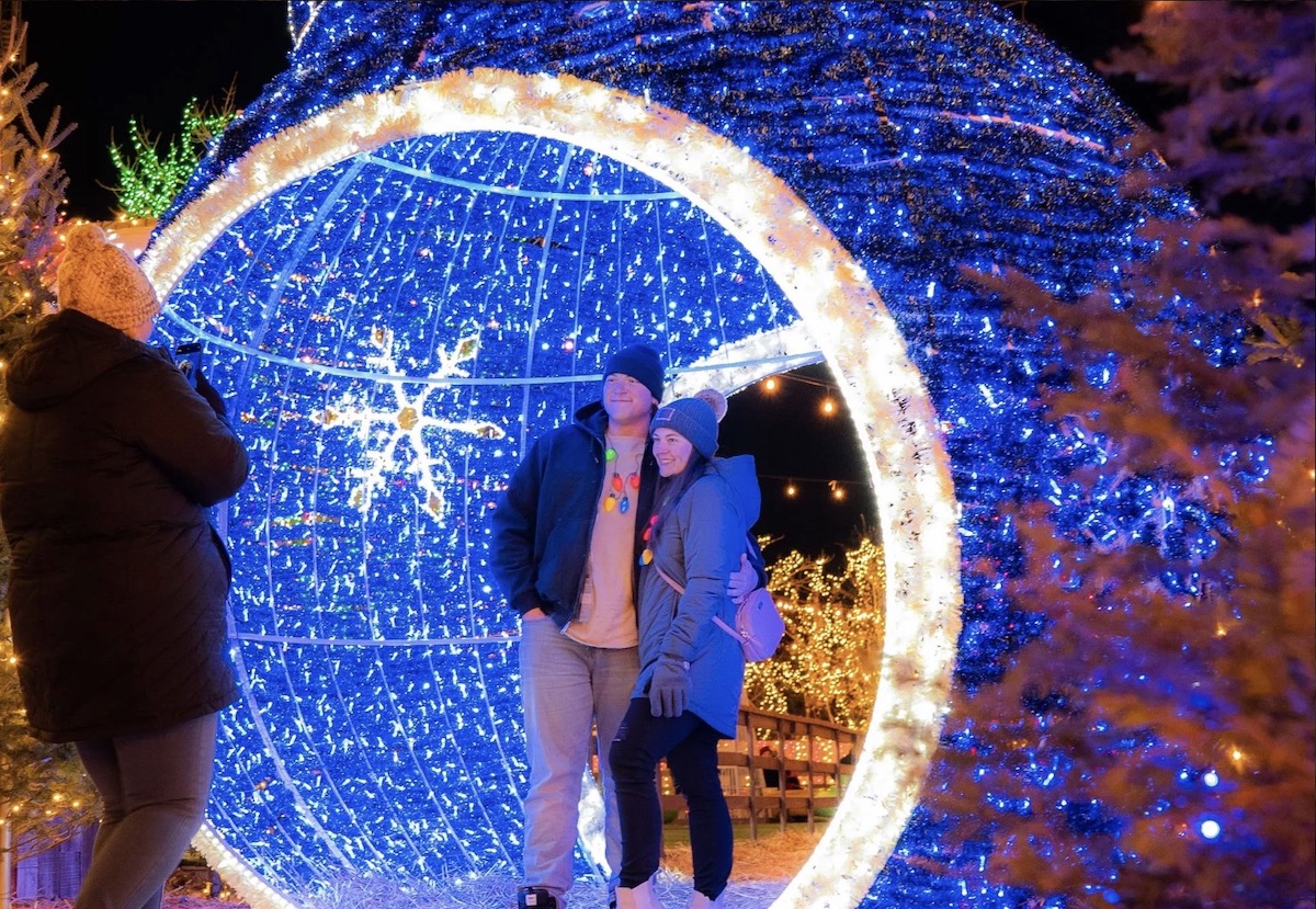 Find a Magical WalkThrough Christmas Light Show Near Chicago