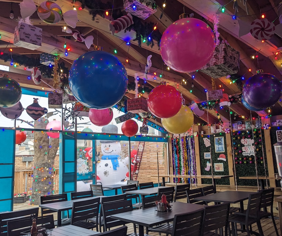 Christmas Pop-Up Bars & Decked-Out Restaurants