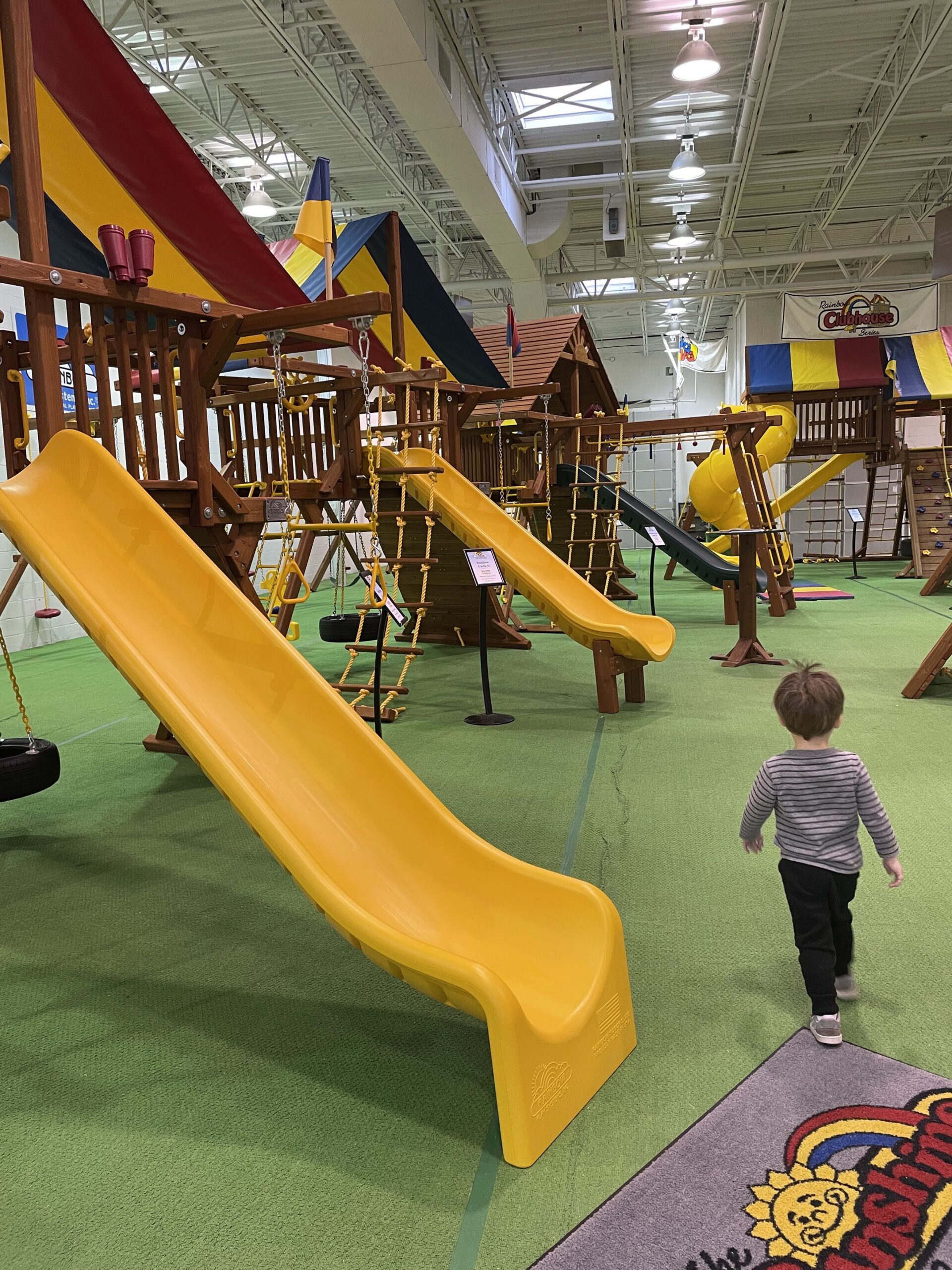 Review Open Play at Rainbow Play Systems in Naperville